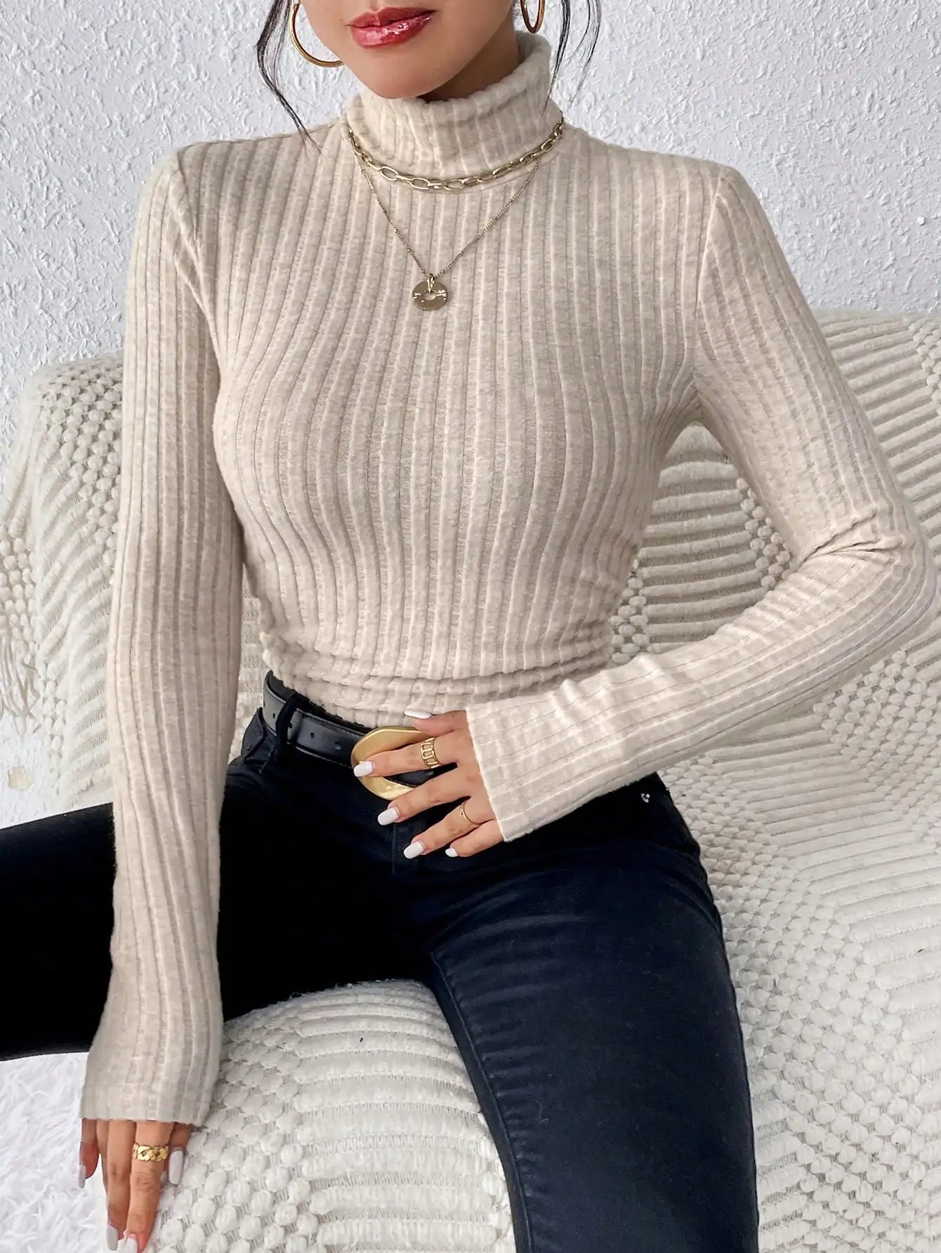 Camiseta de Mujer de Manga Larga con Transparencias – Estilo Informal y Versátil