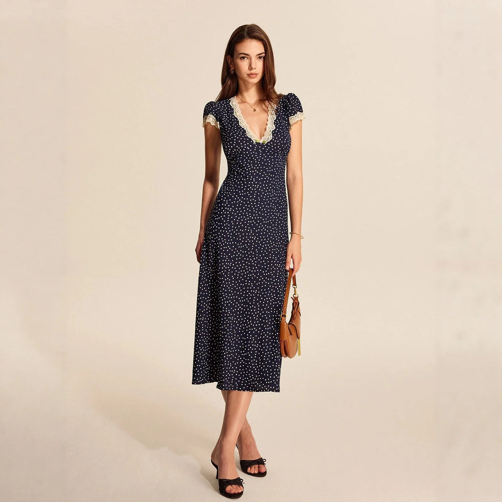 Vestido Midi de Lunares con Encaje – Estilo Fresco y Elegante que Favorece la Figura ✨🌿
