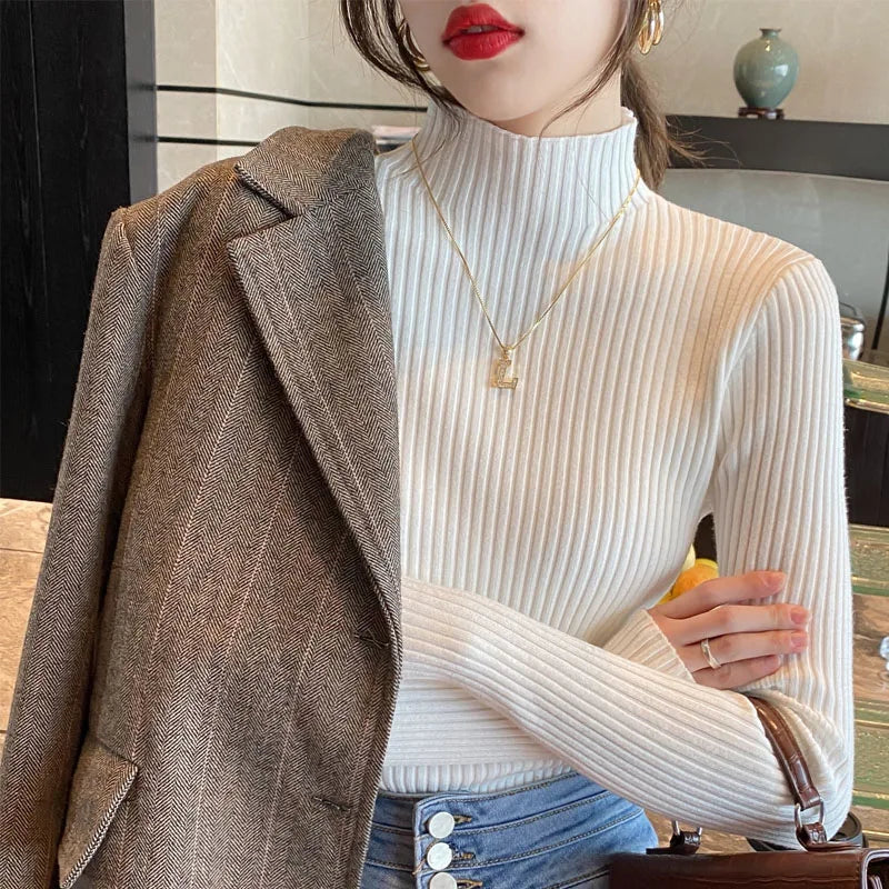 Jersey de Punto Entallado para Mujer con Cuello Alto – Estilo Básico Otoño/Invierno