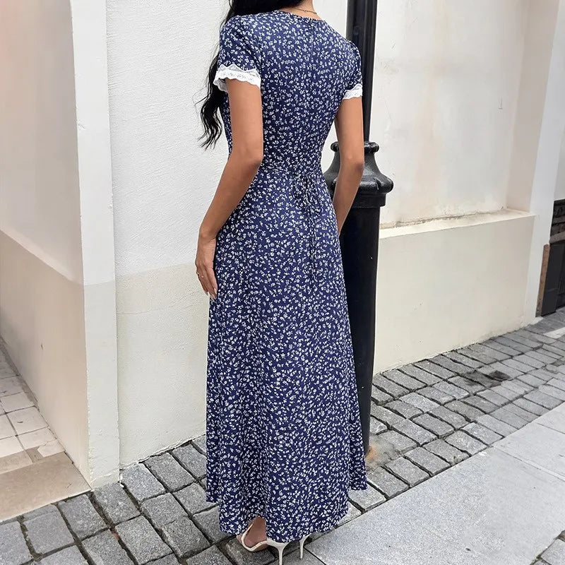 Vestido Largo Estampado con Encaje y Escote en V – Elegante, Fresco y Favorecedor de Verano ✨🌸