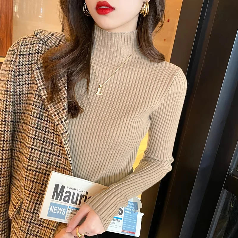 Jersey de Punto Entallado para Mujer con Cuello Alto – Estilo Básico Otoño/Invierno