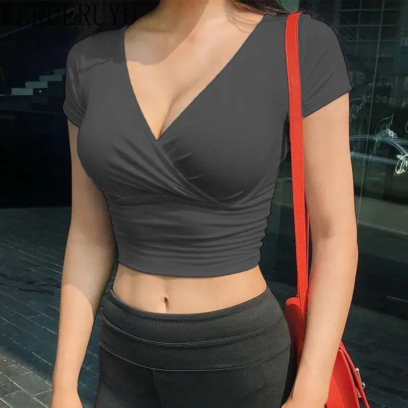 Camiseta sexy de cuello en V para mujer – top corto de verano estilo discoteca y ajuste ceñido
