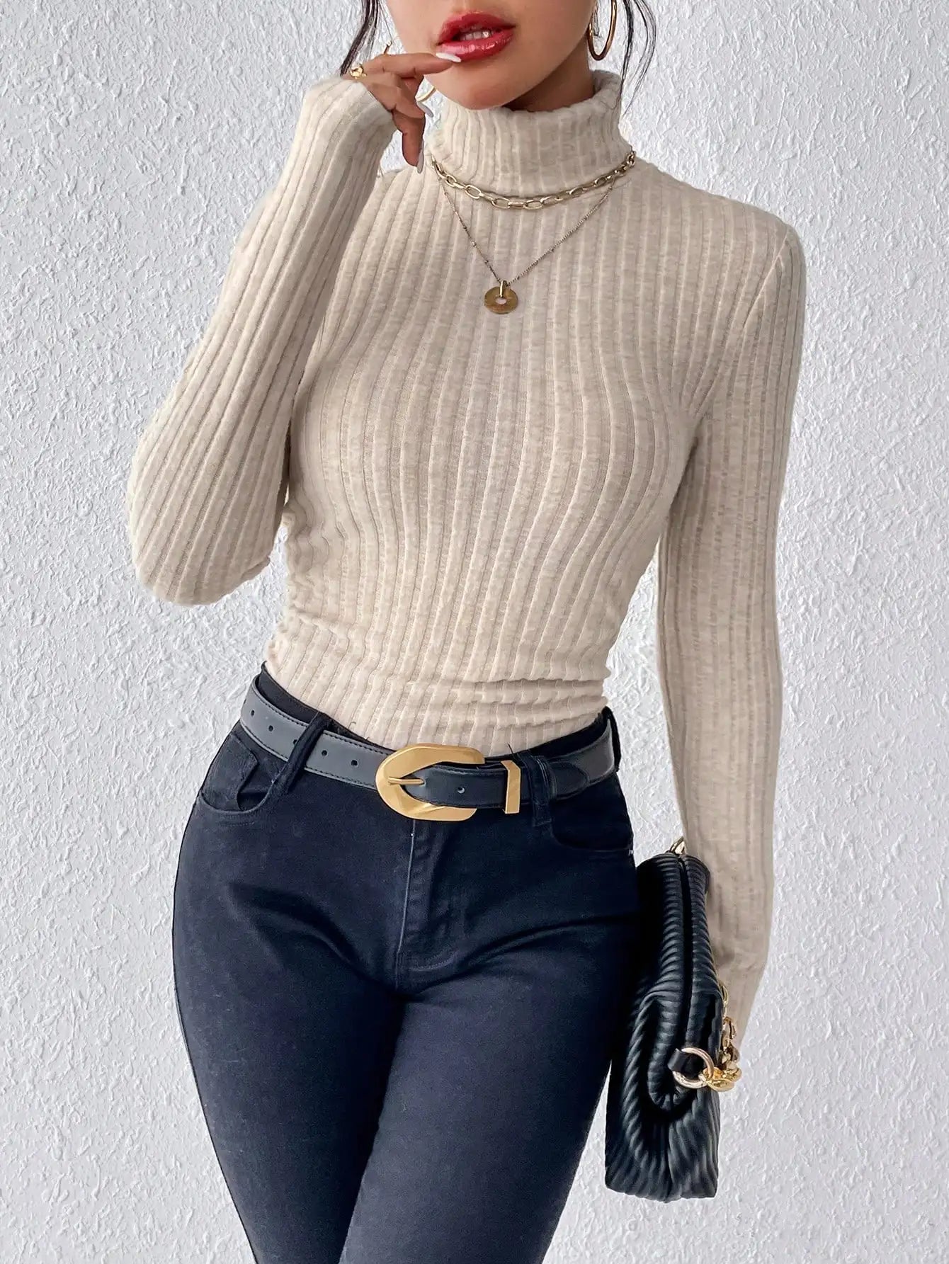 Camiseta de Mujer de Manga Larga con Transparencias – Estilo Informal y Versátil