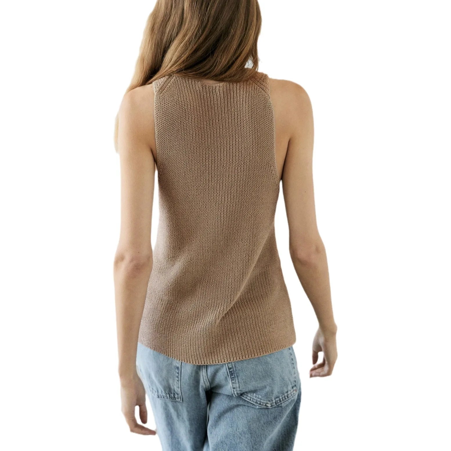 Top sin mangas con cuello cruzado y escote halter