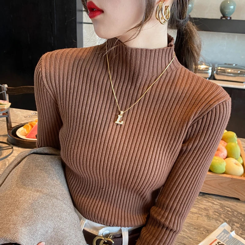 Jersey de Punto Entallado para Mujer con Cuello Alto – Estilo Básico Otoño/Invierno